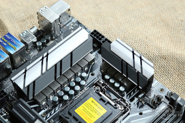 ASUS Z270-WS