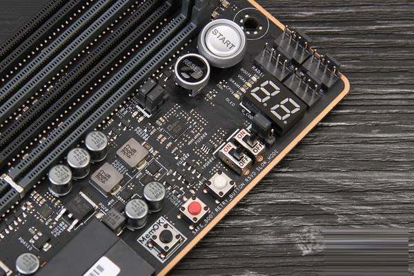 ROG M9E