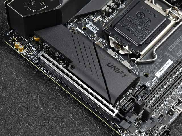 微星MEG Z490I UNIFY评测 