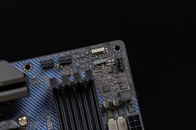 一块性价比超高的B550主板、华擎（ASRock）B550 Extreme4极限玩家主板 评测
