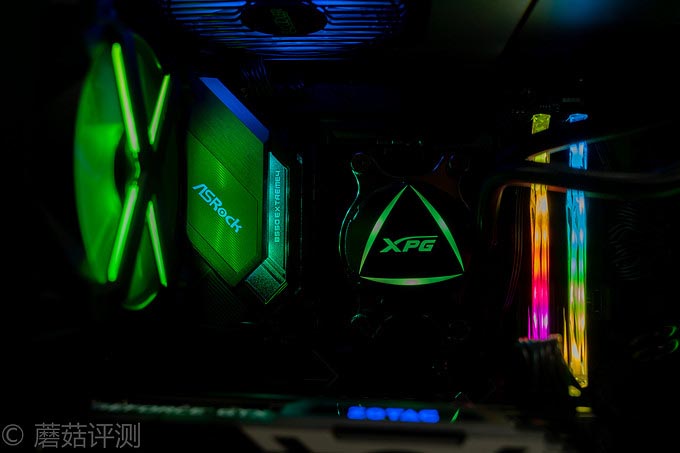 一块性价比超高的B550主板、华擎（ASRock）B550 Extreme4极限玩家主板 评测