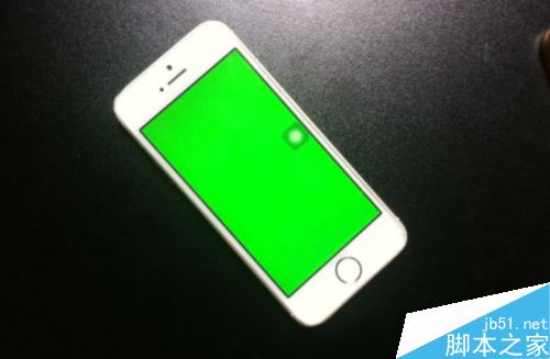 iPhone绿屏怎么办？苹果手机屏幕变绿的解决方法